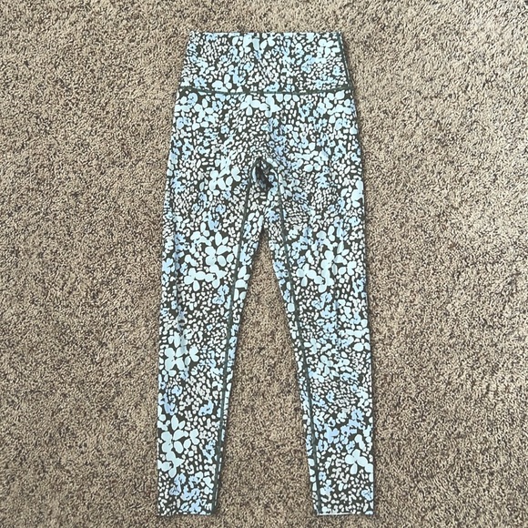 aerie Pants - Aerie Olive Green Floral Print Goals Leggings - Size Medium